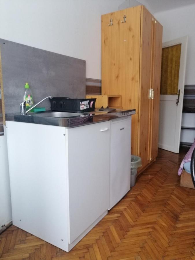 Belvarosi Vendeghaz Miskolc Exterior photo