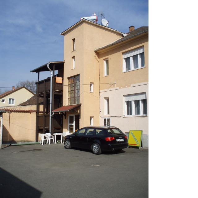 Belvarosi Vendeghaz Miskolc Exterior photo